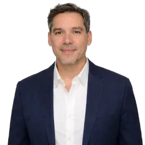 Leonel Fernández - Tesorero